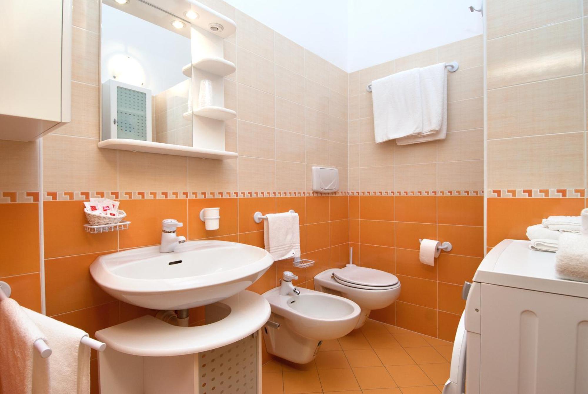 Residence Garni Manuela Cavalese Bagian luar foto