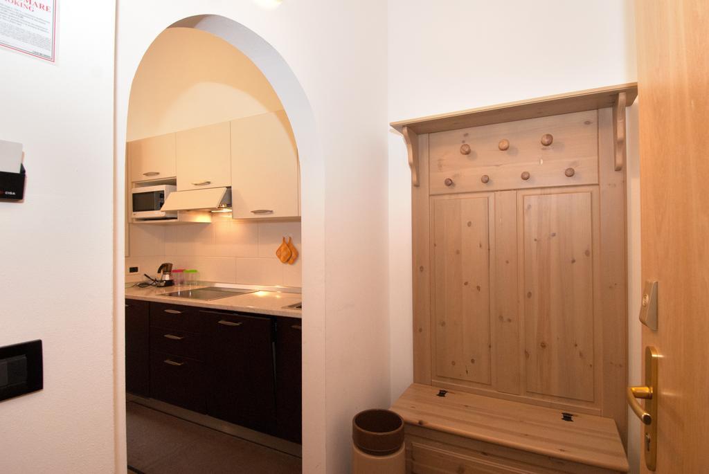 Residence Garni Manuela Cavalese Bagian luar foto